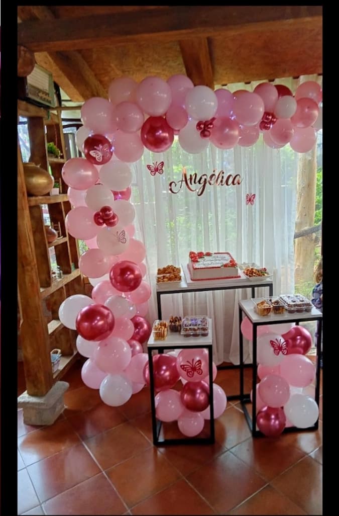 Decoración personalizada para un cumpleaños en Don Quijote